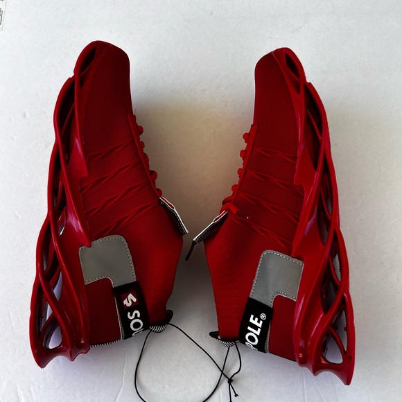 South Pole Reflective Red & Silver Mens Shoes 9.5 New Whithout Box - Picture 5 of 7